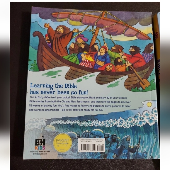 :* Lot of 2 Bible Books Christian Kids activity Bible & 5 minute Bible stories - Picture 4 of 11